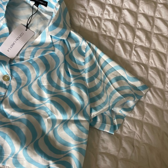 Cotton candy la swirl satin crop top - Picture 2 of 7